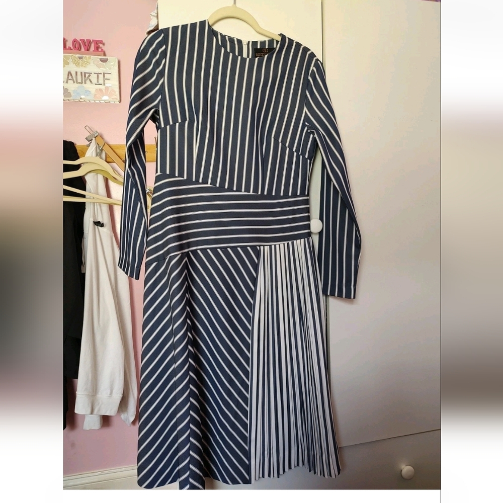 Striped Navy and White Dress Size Medium